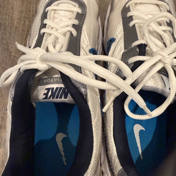 Nike Initiator Gray and Blue Running shoes - Picture 4 of 8